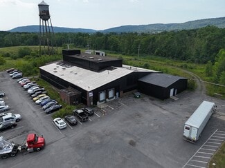 Plus de détails pour 2200 Bleecker St, Utica, NY - Industriel/Logistique à louer