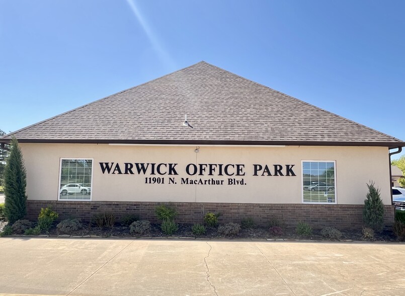 11901 N Macarthur Blvd, Oklahoma City, OK à louer - Photo de l’immeuble – Image 1 sur 20