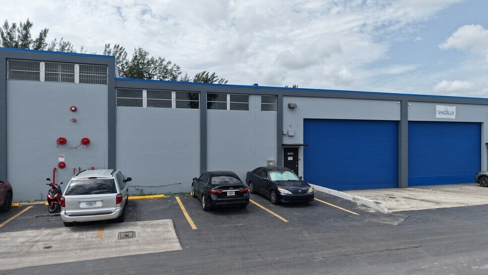 16401-16413 NW 8th Ave, Miami, FL à louer - Photo de l’immeuble – Image 3 sur 60