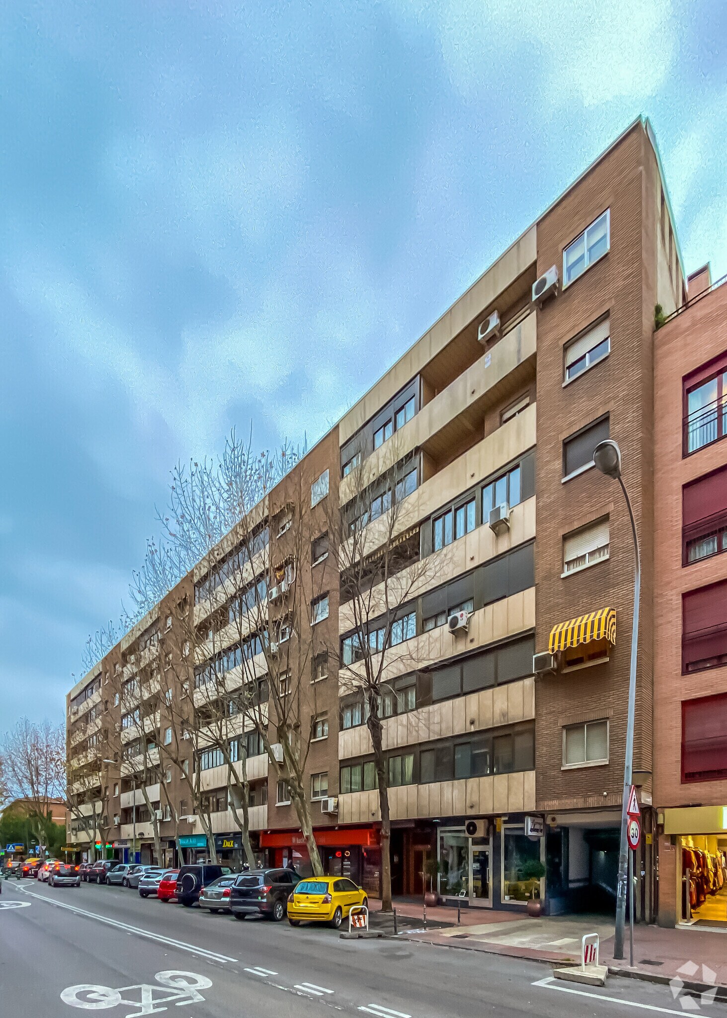 Immeuble residentiel dans Alcalá de Henares, Madrid à vendre Photo de l’immeuble– Image 1 sur 2