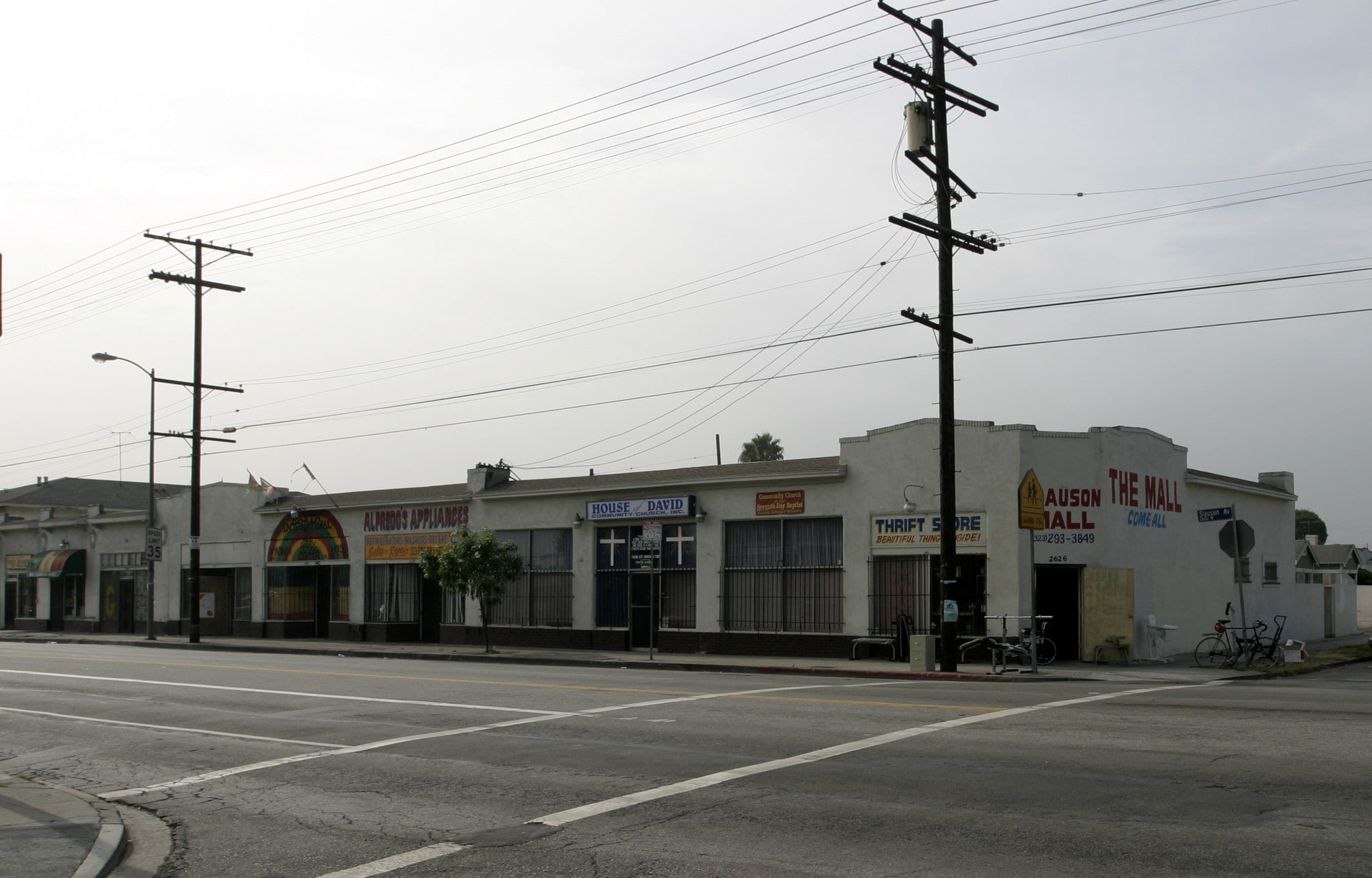 2610-2616 W Slauson Ave, Los Angeles, CA à louer Photo principale– Image 1 sur 7