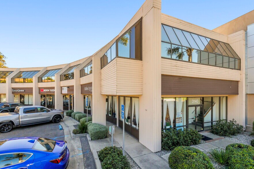 3140 Telegraph Rd, Ventura, CA à louer - Photo de l’immeuble – Image 2 sur 5