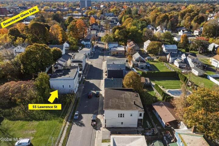55 Lawrence St, Glens Falls, NY à vendre - Photo de l’immeuble – Image 2 sur 3