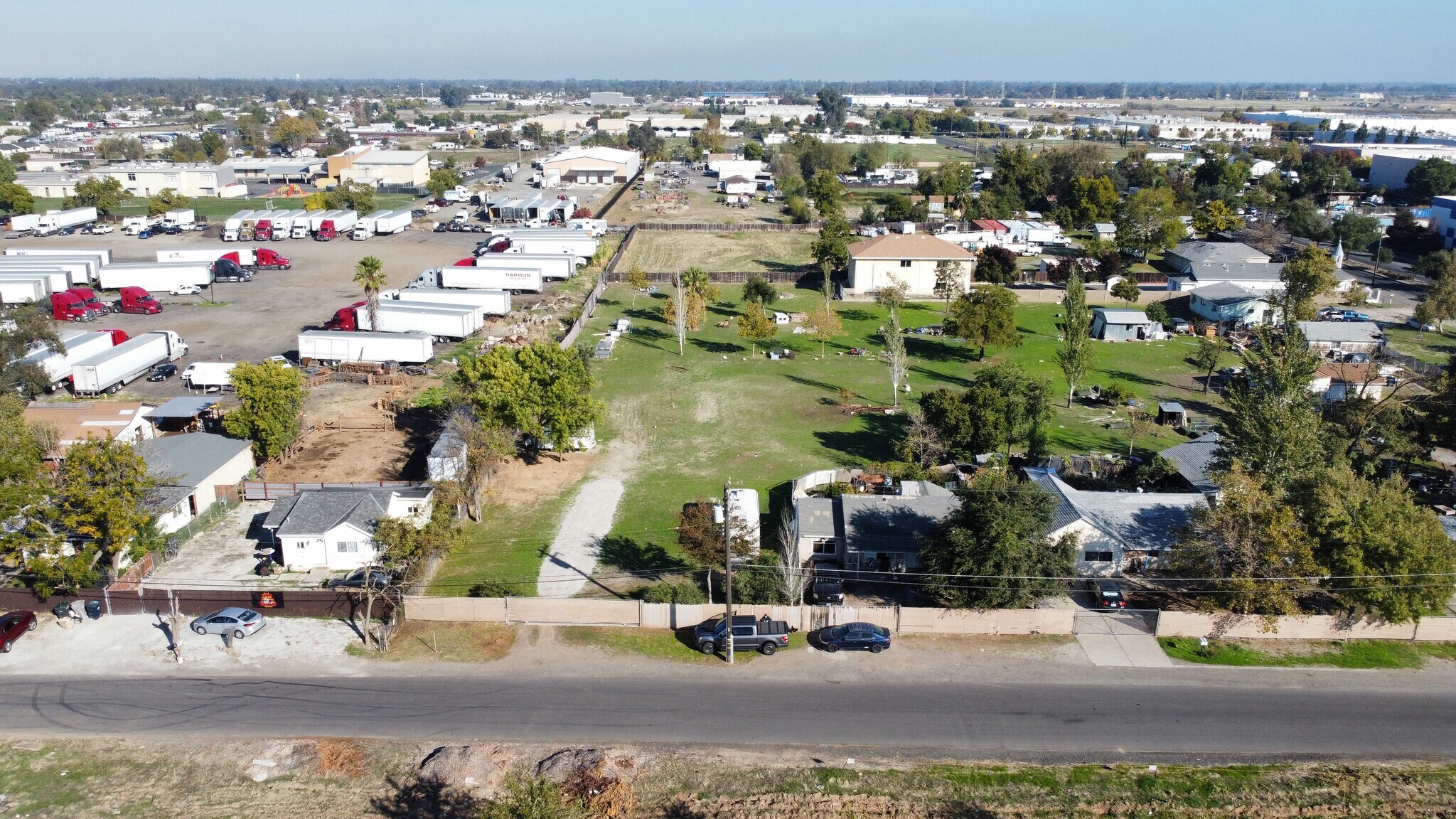 1517-1521 Grace Ave, Sacramento, CA à vendre Aérien– Image 1 sur 4