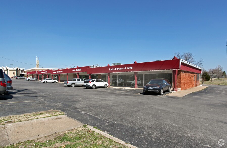 3525-3549 S Harvard Ave, Tulsa, OK à louer - Photo principale – Image 1 sur 10