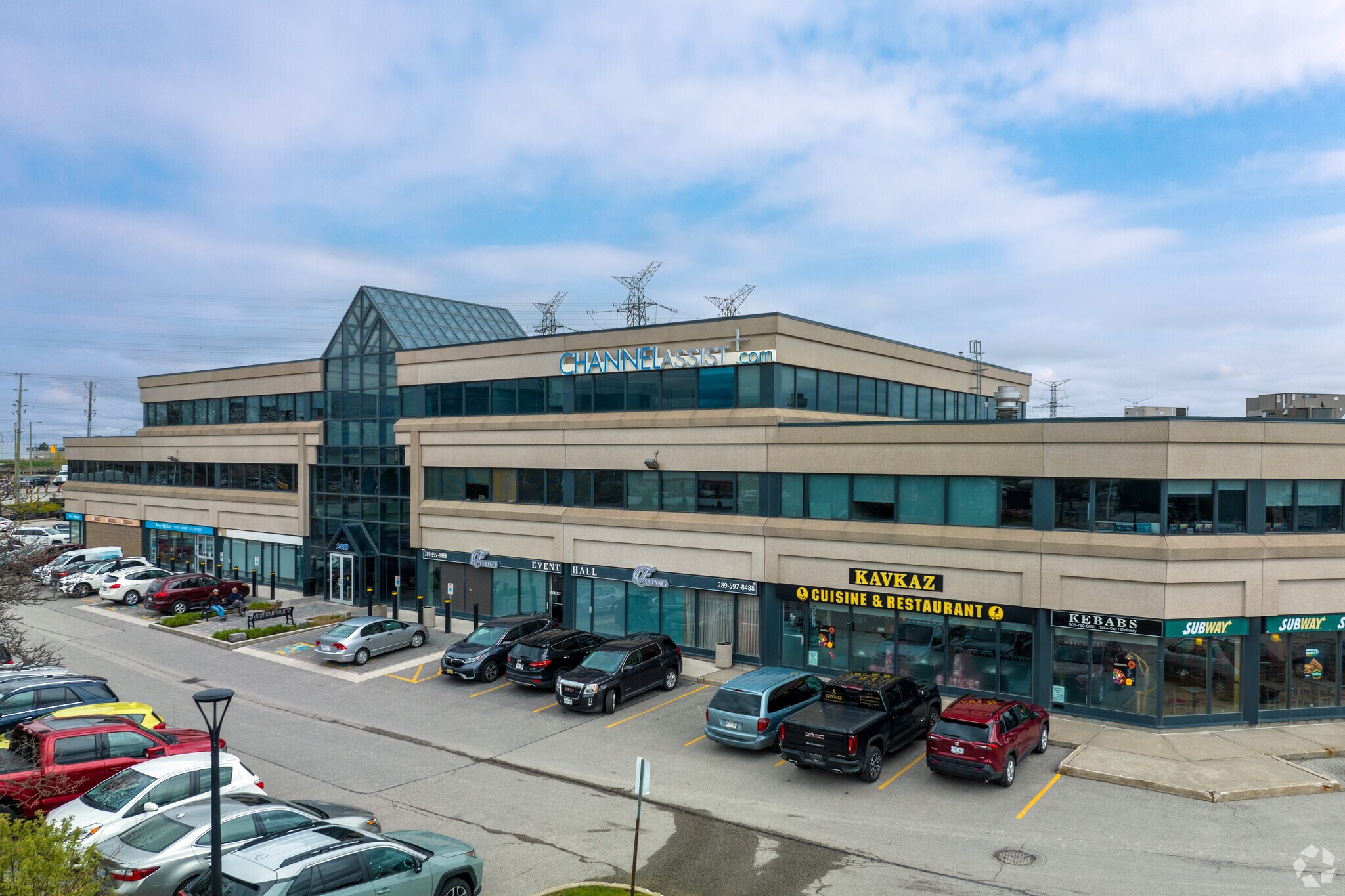 2180 Steeles Ave W, Vaughan, ON à louer Photo principale– Image 1 sur 11