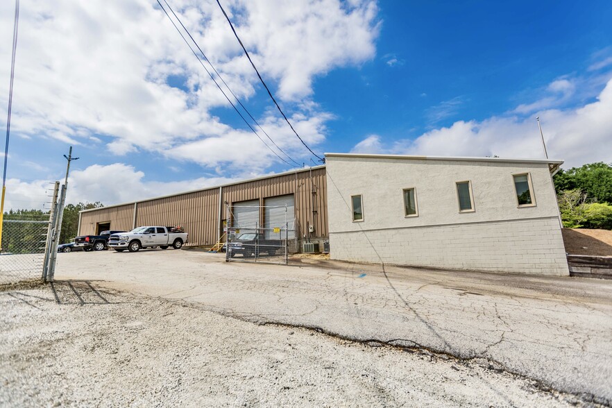 2367 Rockaway Industrial Blvd, Conyers, GA à louer - Photo de l’immeuble – Image 3 sur 5