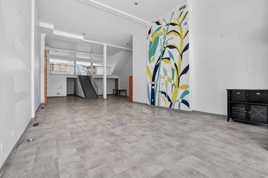 1577-1579 Rue Fleury E, Montréal, QC à louer - Photo de l’immeuble – Image 3 sur 19