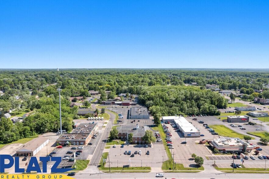 5437 Mahoning Ave, Youngstown, OH à vendre - Aérien – Image 3 sur 10