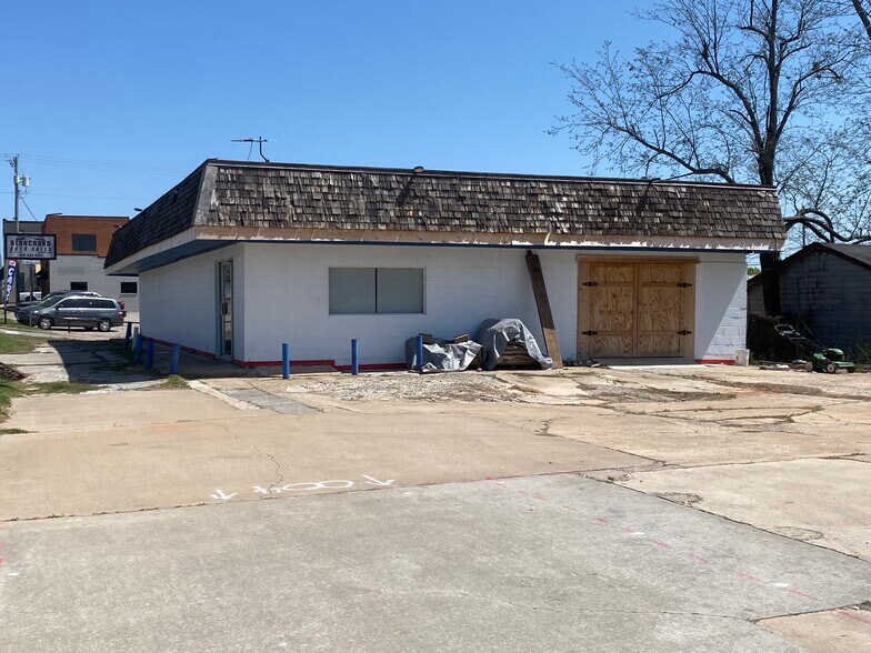 204 W Veterans Memorial Hwy, Blanchard, OK à vendre - Photo de l’immeuble – Image 1 sur 12