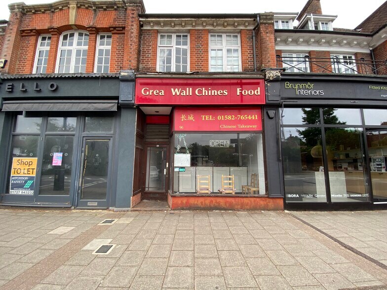 96 High St, Harpenden à louer - Photo de l’immeuble – Image 1 sur 3