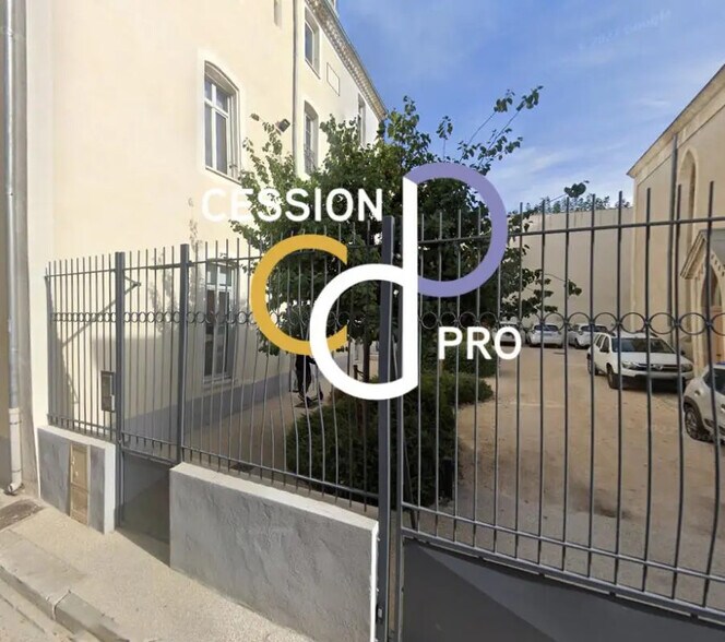 Bureau dans Nîmes à louer - Photo de l’immeuble – Image 1 sur 7