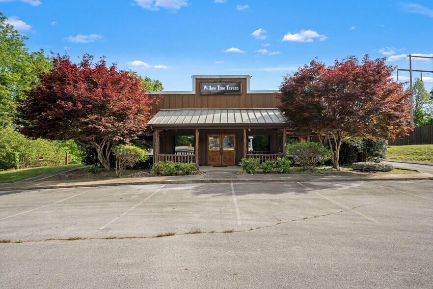 7080 Dale Ridge Rd, Lancaster, TN à vendre - Photo de l’immeuble – Image 3 sur 49