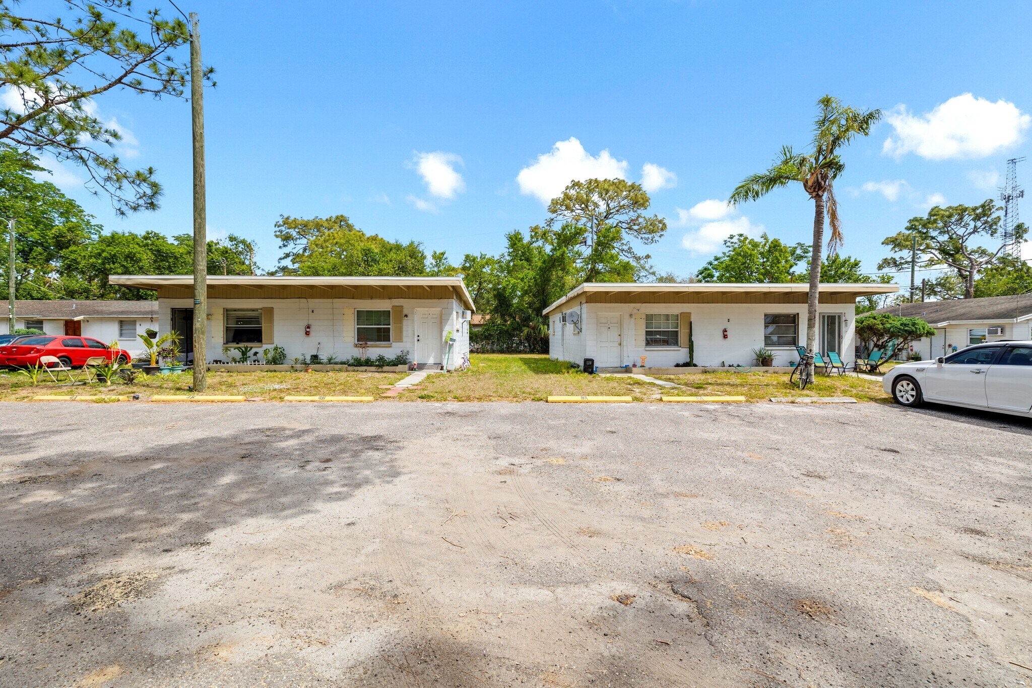 11720 N 15th St, Tampa, FL à vendre Photo de l’immeuble– Image 1 sur 15