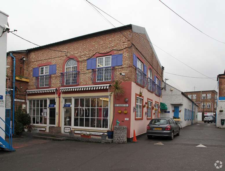 99 Vale Rd, Londres à louer - Photo de l’immeuble – Image 3 sur 107