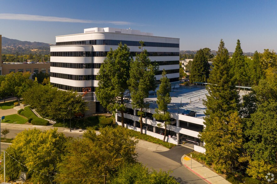 3000 Oak Rd, Walnut Creek, CA à louer - Aérien – Image 3 sur 7