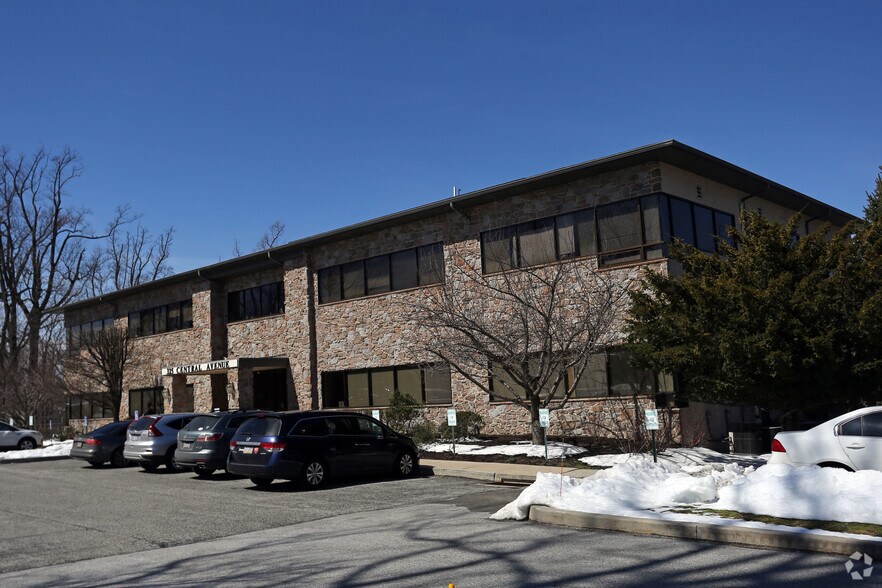 325 W Central Ave, Malvern, PA à louer - Photo de l’immeuble – Image 3 sur 6