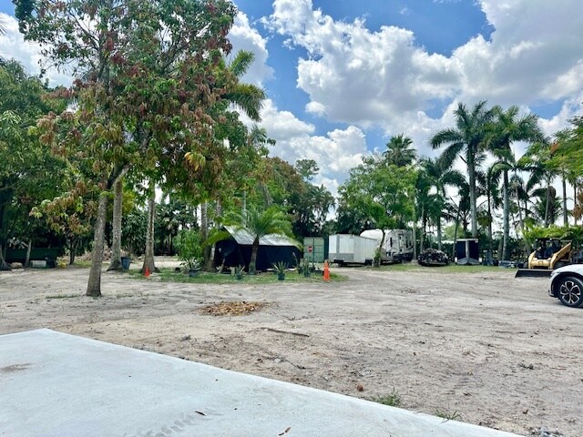 670 B Rd, Loxahatchee Groves, FL à louer - Photo de l’immeuble – Image 3 sur 3