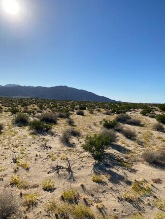 Plus de détails pour 5282211 NW Corner of 40 & Fort Cady St hwy, Newberry Springs, CA - Terrain à vendre