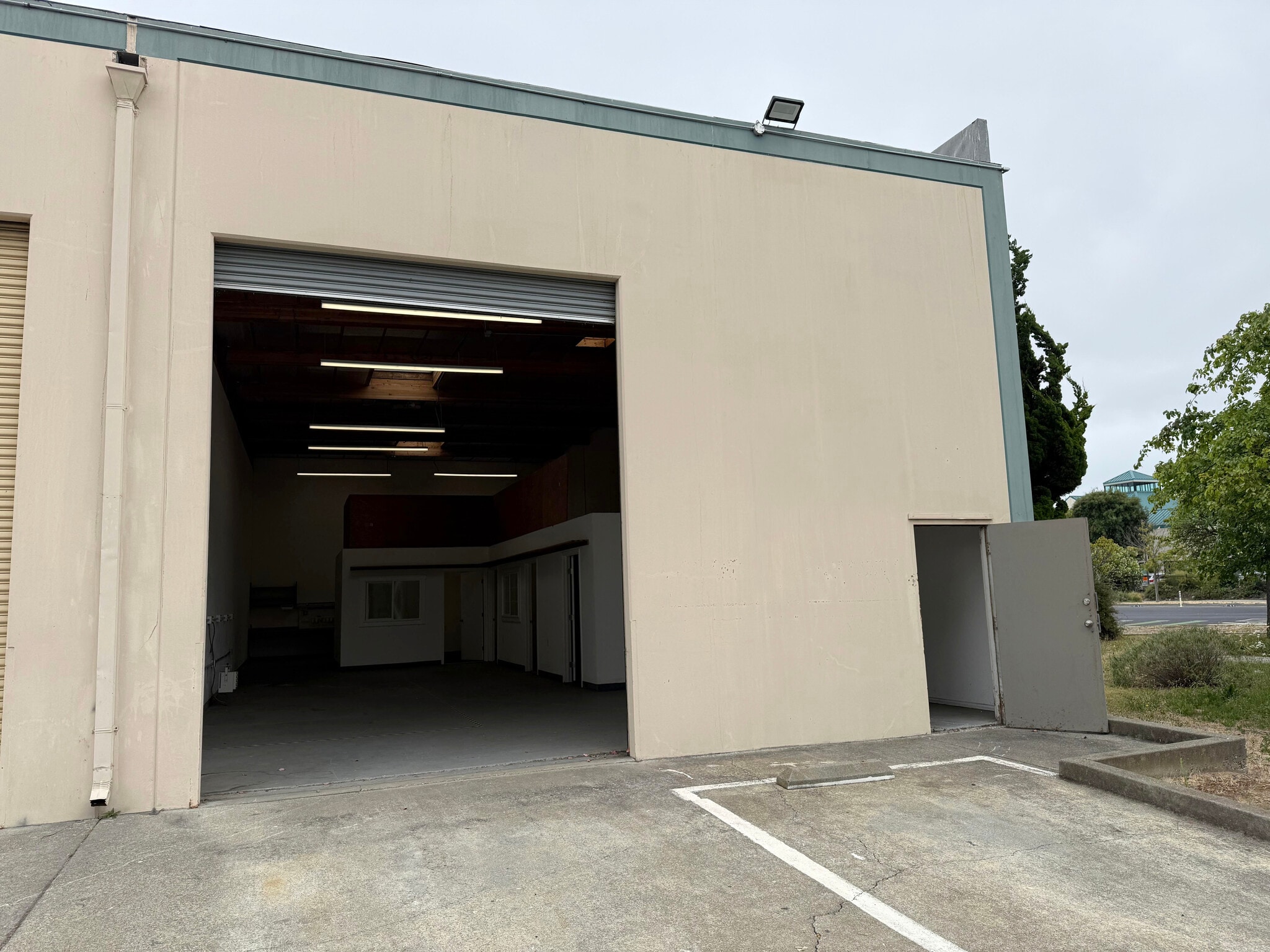 999 W Cutting Blvd, Richmond, CA à louer Photo intérieure– Image 1 sur 4