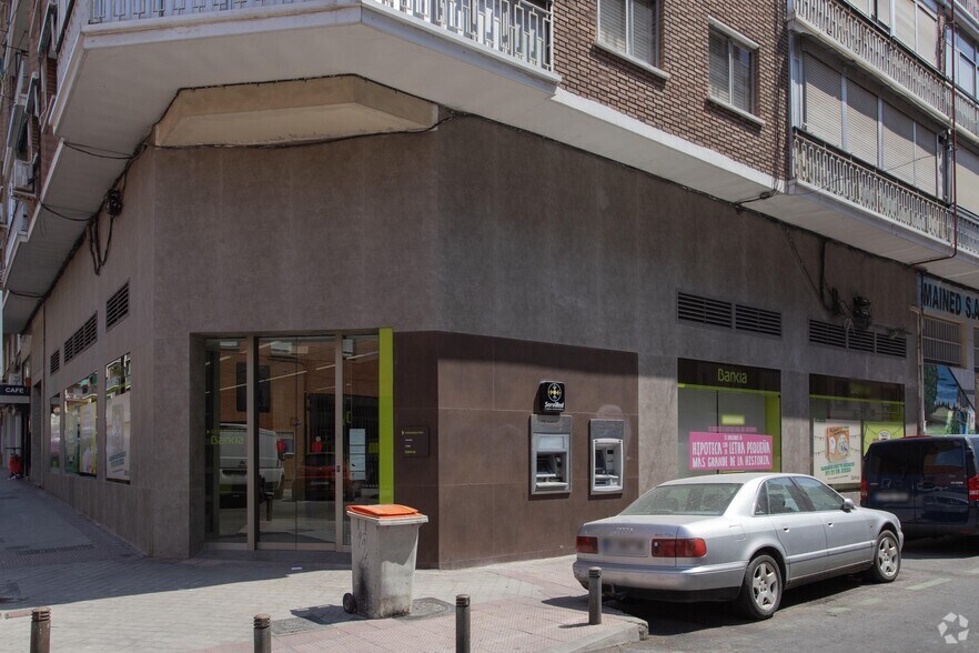Immeuble residentiel dans Madrid, Madrid à vendre - Photo de l’immeuble – Image 1 sur 1