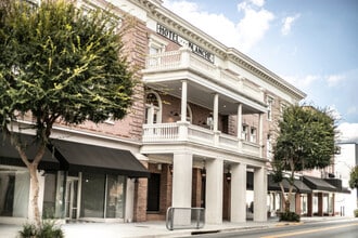 200-230 N Marion Ave, Lake City, FL à louer Photo de l’immeuble– Image 1 sur 17