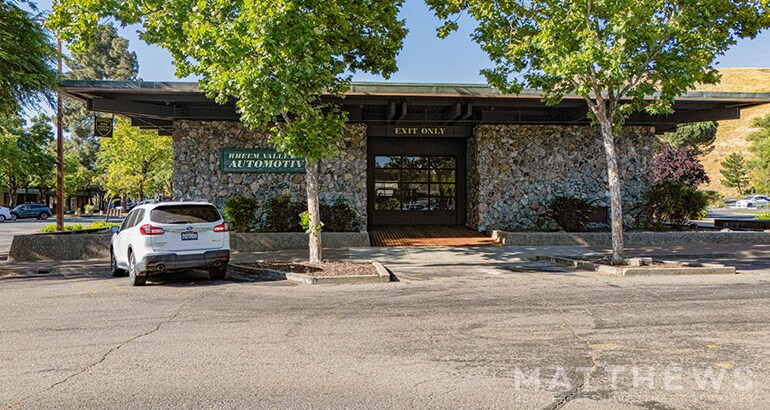 455 Center St, Moraga, CA à vendre - Photo de l’immeuble – Image 2 sur 3