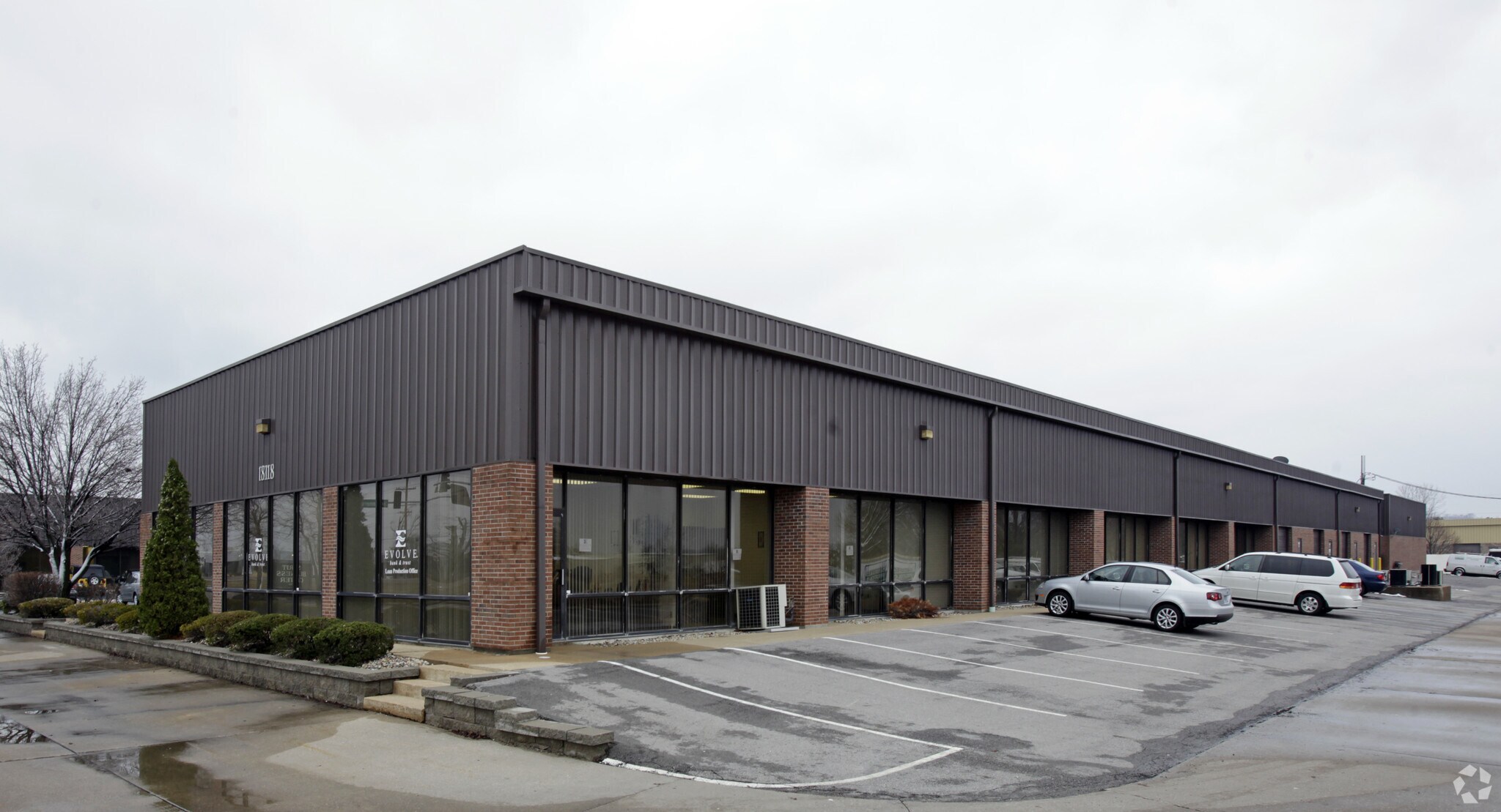 18118 Chesterfield Airport Rd, Chesterfield, MO à louer Photo principale– Image 1 sur 6