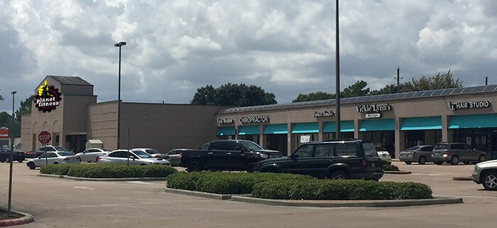 8475 N Hwy 6, Houston, TX à louer - Photo de l’immeuble – Image 3 sur 8