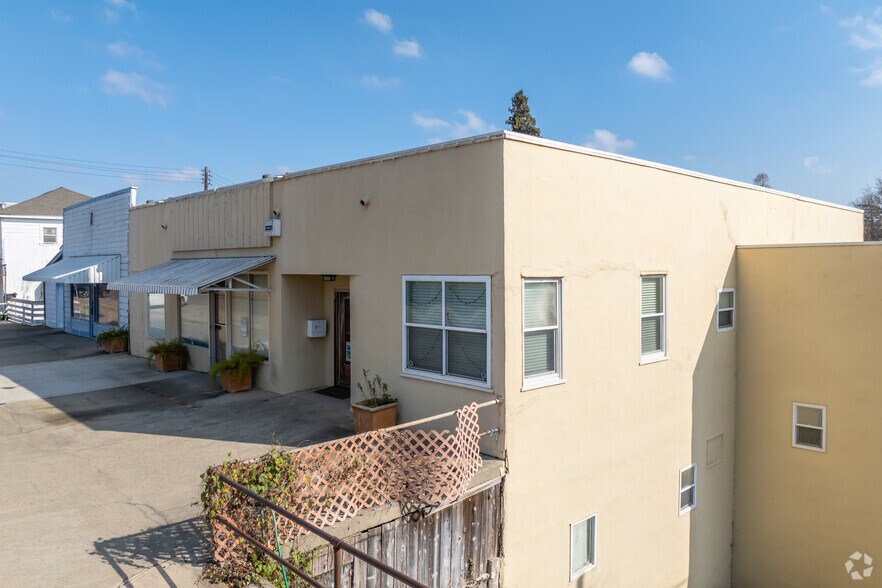 11715 Riverside Ave, Courtland, CA à vendre - Photo principale – Image 1 sur 13