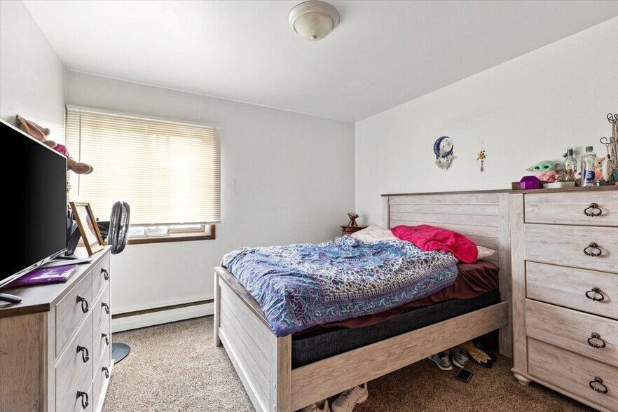 4641 S Howell Ave, Milwaukee, WI à vendre - Photo de l’immeuble – Image 3 sur 6