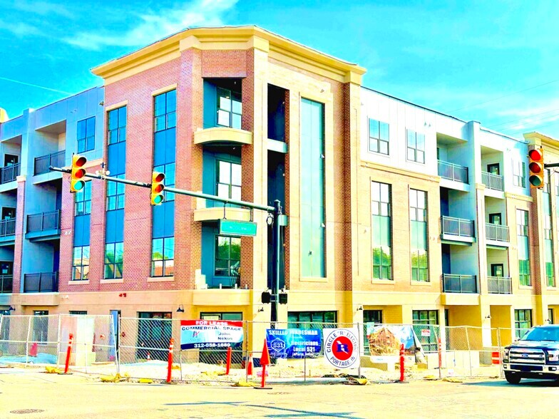 215 E Lincolnway, Valparaiso, IN à louer - Photo de l’immeuble – Image 2 sur 4