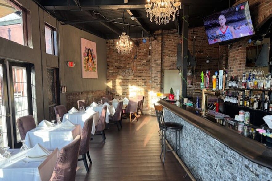 10 Woods Corner Rd, East Setauket, NY à louer - Photo intérieure – Image 3 sur 3