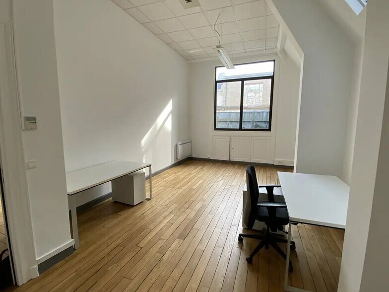 Bureau dans Reims à louer - Photo de l’immeuble – Image 3 sur 12