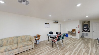5908 Jones Ave, Mount Dora, FL à louer Numérisation 3D Matterport– Image 1 sur 12