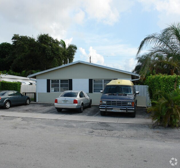217 SW 23rd St, Fort Lauderdale, FL à vendre - Photo de l’immeuble – Image 2 sur 2
