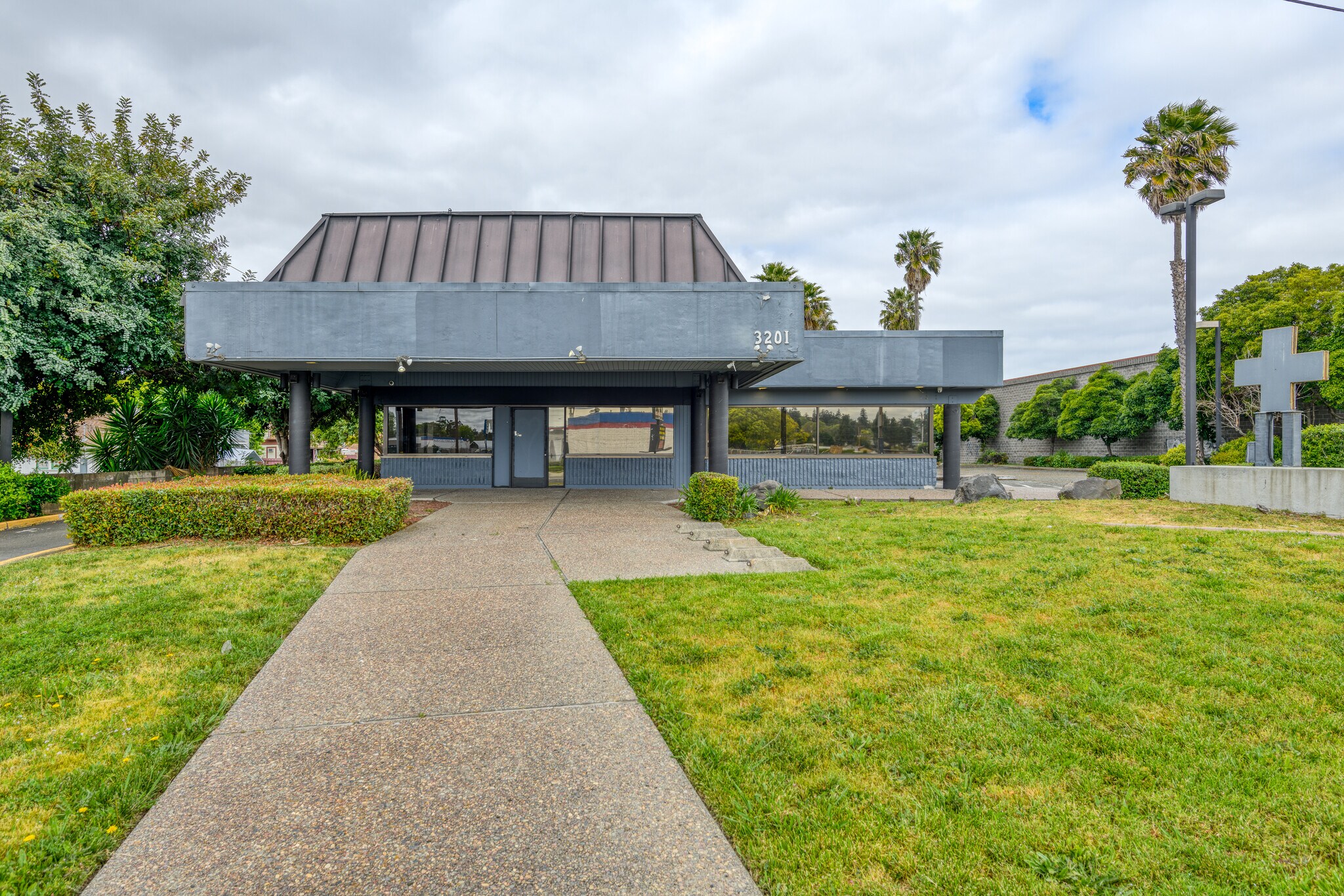 3201 Sonoma Blvd, Vallejo, CA à vendre Photo principale– Image 1 sur 17