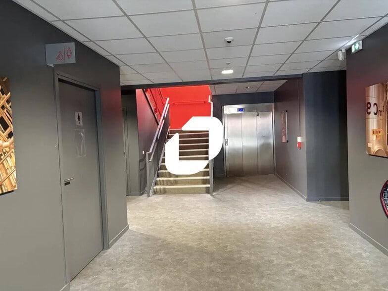 Boulevard De Tournai, Lezennes à louer - Hall d’entrée – Image 2 sur 15