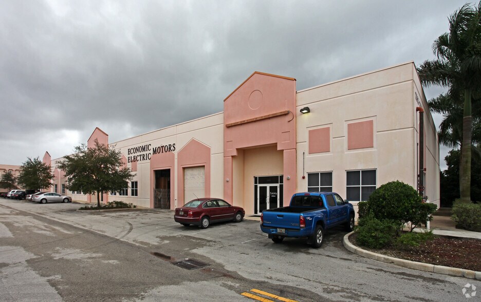 12970 W State Road 84, Davie, FL à louer - Photo principale – Image 1 sur 3