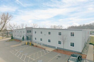 Plus de détails pour 66 Holton St, Woburn, MA - Industriel/Logistique à louer