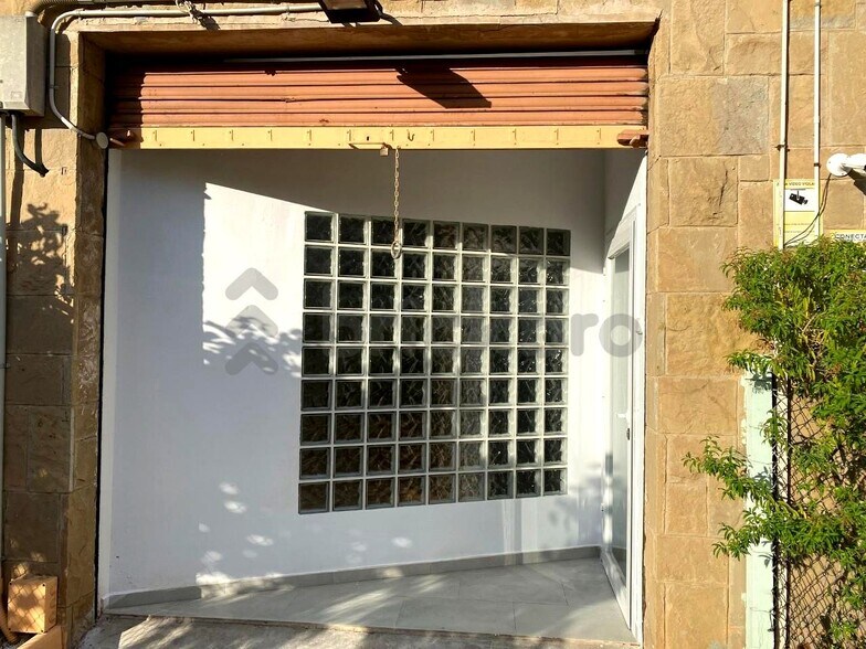 Local commercial dans Martorell, Barcelona à louer - Photo de l’immeuble – Image 2 sur 2