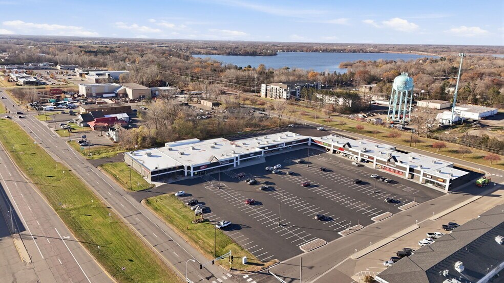 804-840 S Lake St, Forest Lake, MN à louer - Photo de l’immeuble – Image 3 sur 5