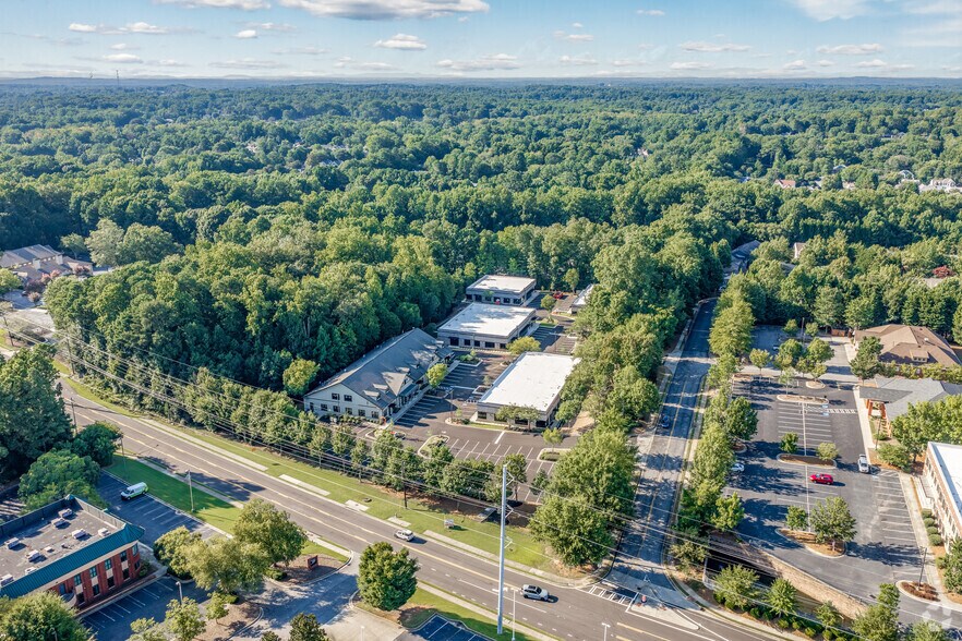 1300 Upper Hembree Rd, Roswell, GA à louer – Image 2 sur 25