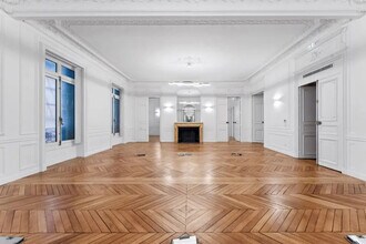 13 Avenue De L'Opera, Paris à louer Photo intérieure– Image 2 sur 9