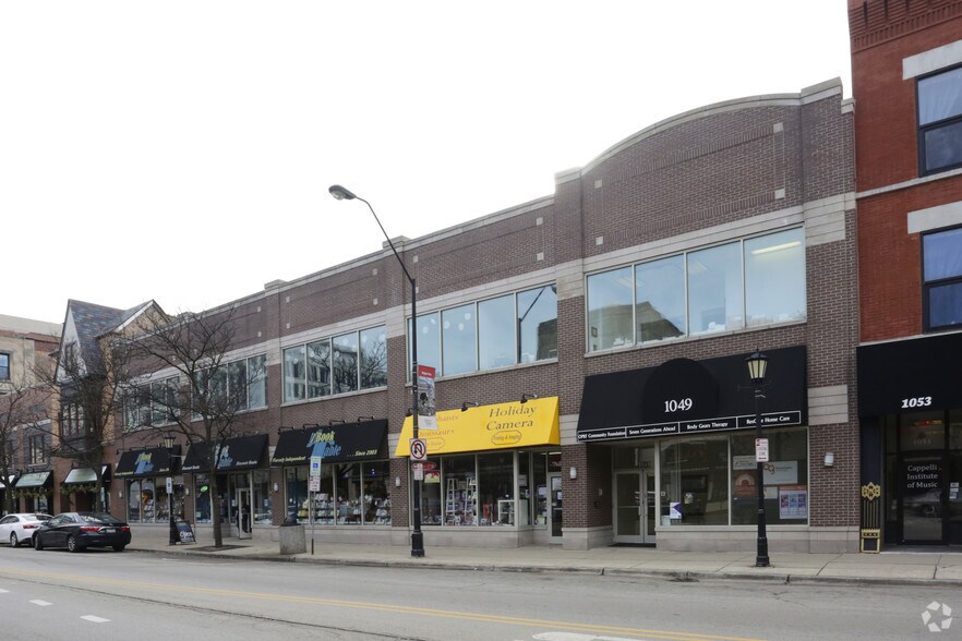 1049 Lake St, Oak Park, IL à louer - Photo de l’immeuble – Image 2 sur 4