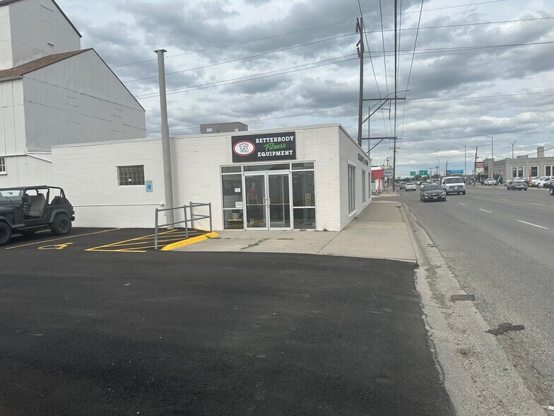 1105 1st Ave N, Billings, MT à vendre - Photo de l’immeuble – Image 3 sur 60