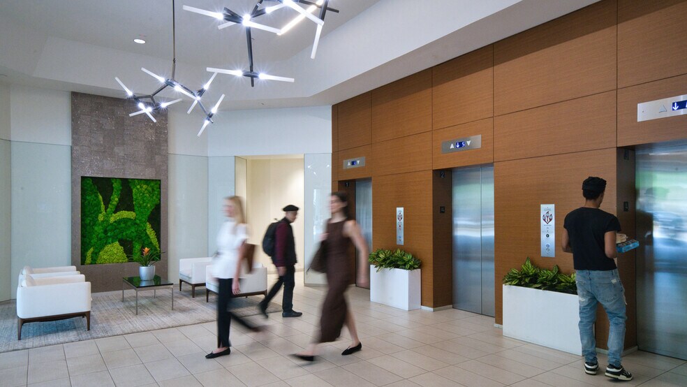 3379 Peachtree Rd NE, Atlanta, GA à louer - Hall d’entrée – Image 3 sur 10