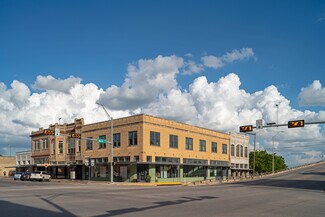 Plus de détails pour 114 N Main St, Taylor, TX - Local commercial, Local d'activités à louer