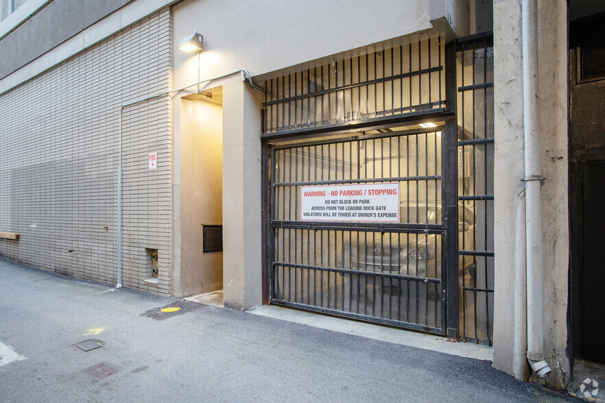 905 W Pender St, Vancouver, BC à louer - Photo de l’immeuble – Image 3 sur 3