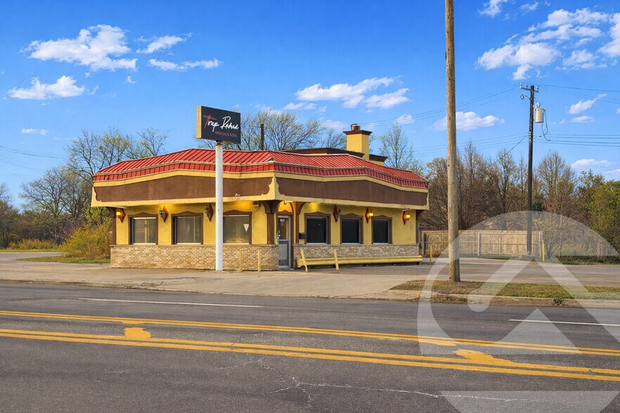19740 W 7 Mile Rd, Detroit, MI à louer - Photo principale – Image 1 sur 1